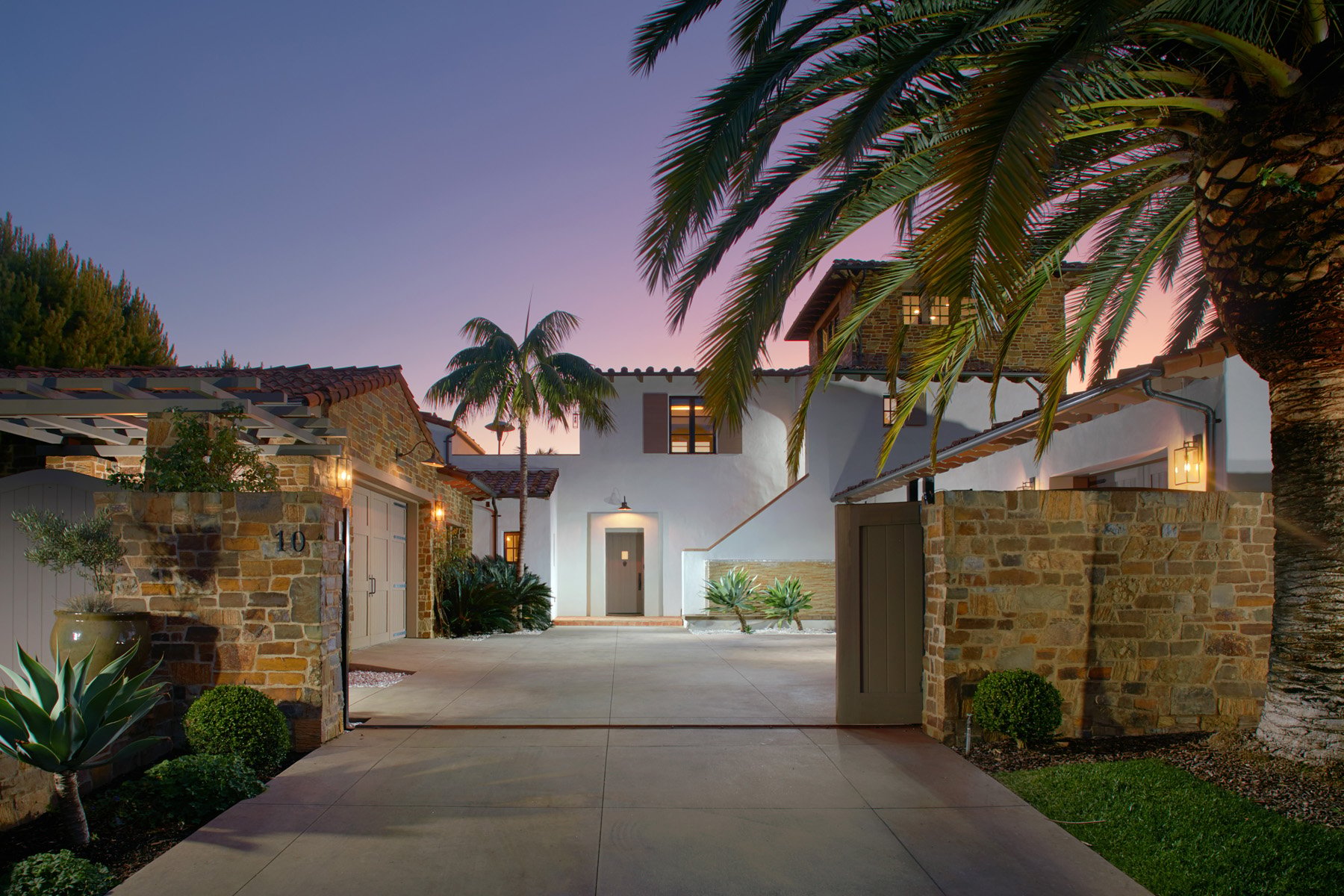 10 Shore Walk
