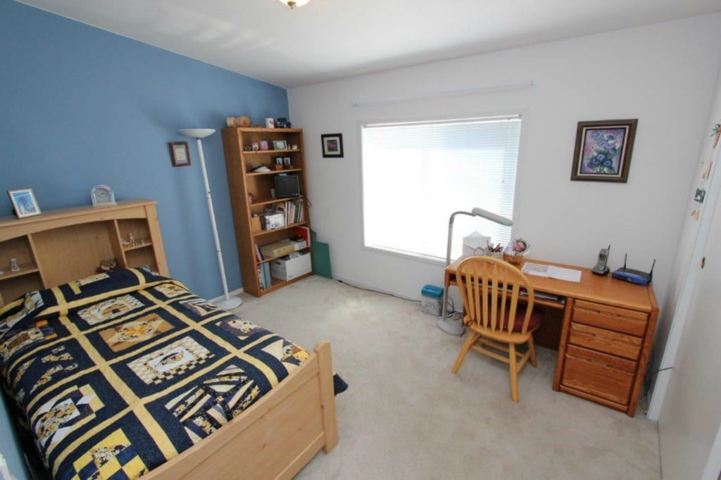 1004 Sunrise Dr