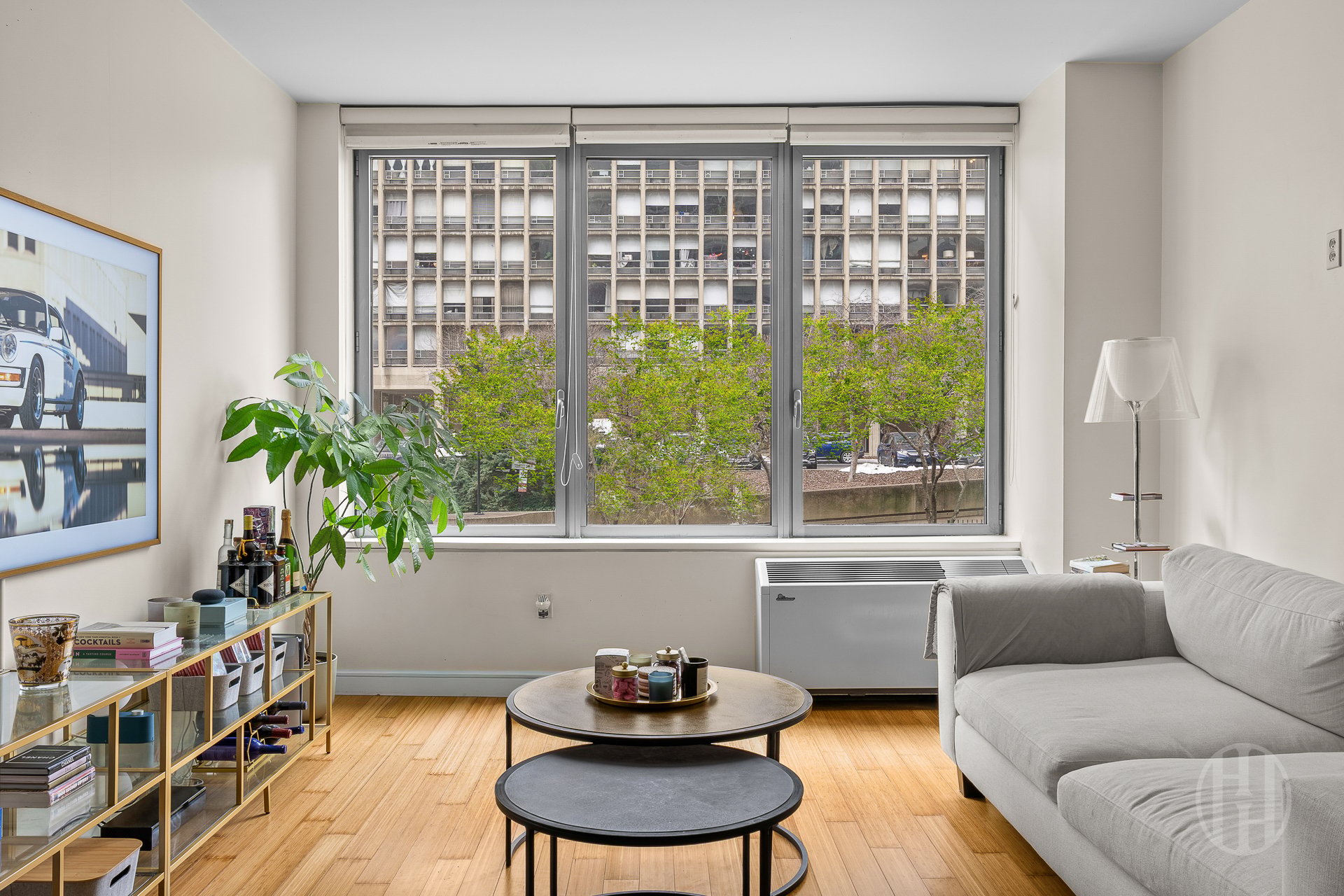 303 E 33rd Street 2-L