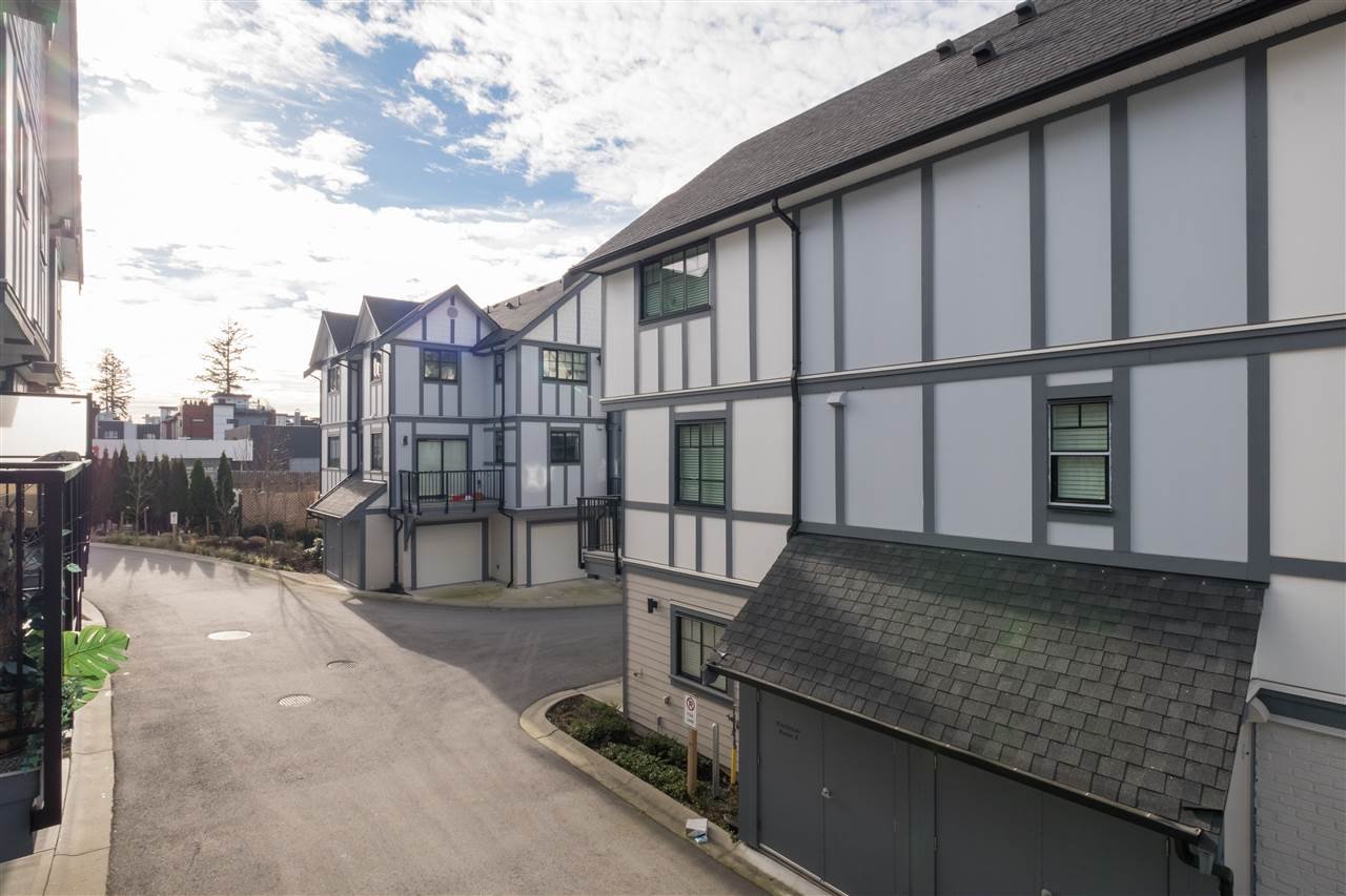 19-16361 23a Ave