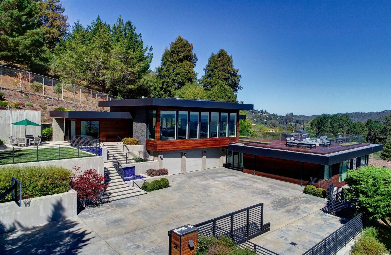 9 Walsh Dr
