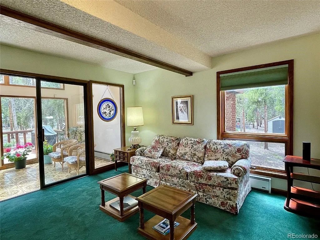 590 Augusta Dr