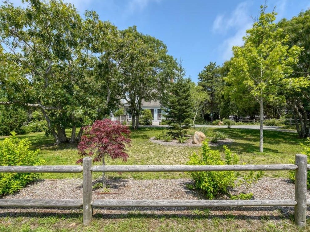 62 Schoolhouse Rd