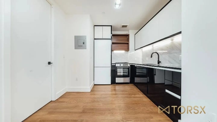 581 Ocean Parkway #5G