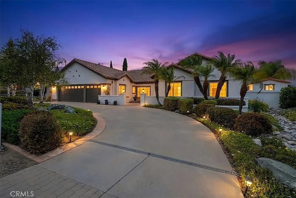 1592 Wagon Wheel Dr