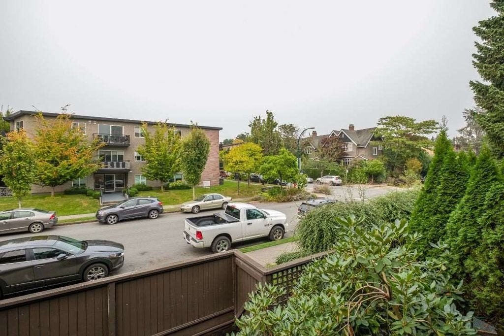 288 E 14th Ave, #206