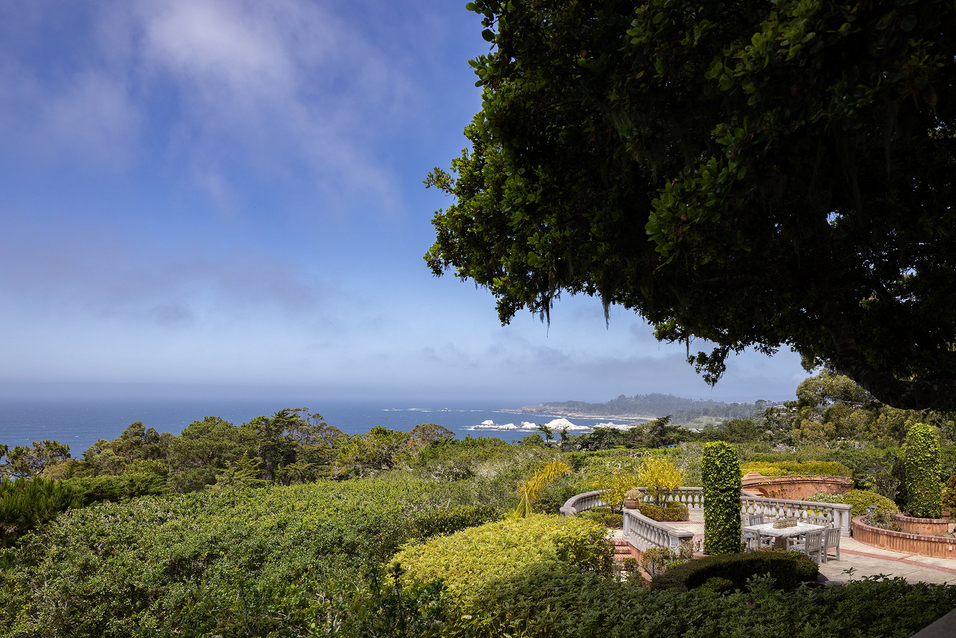 Extraordinary Carmel Highlands Estate