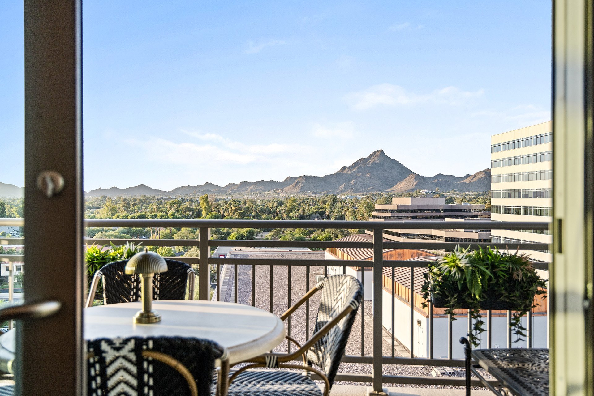 2211 E CAMELBACK Road 902