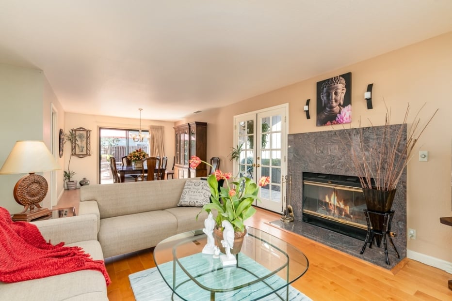 111 Sherwood Ln
