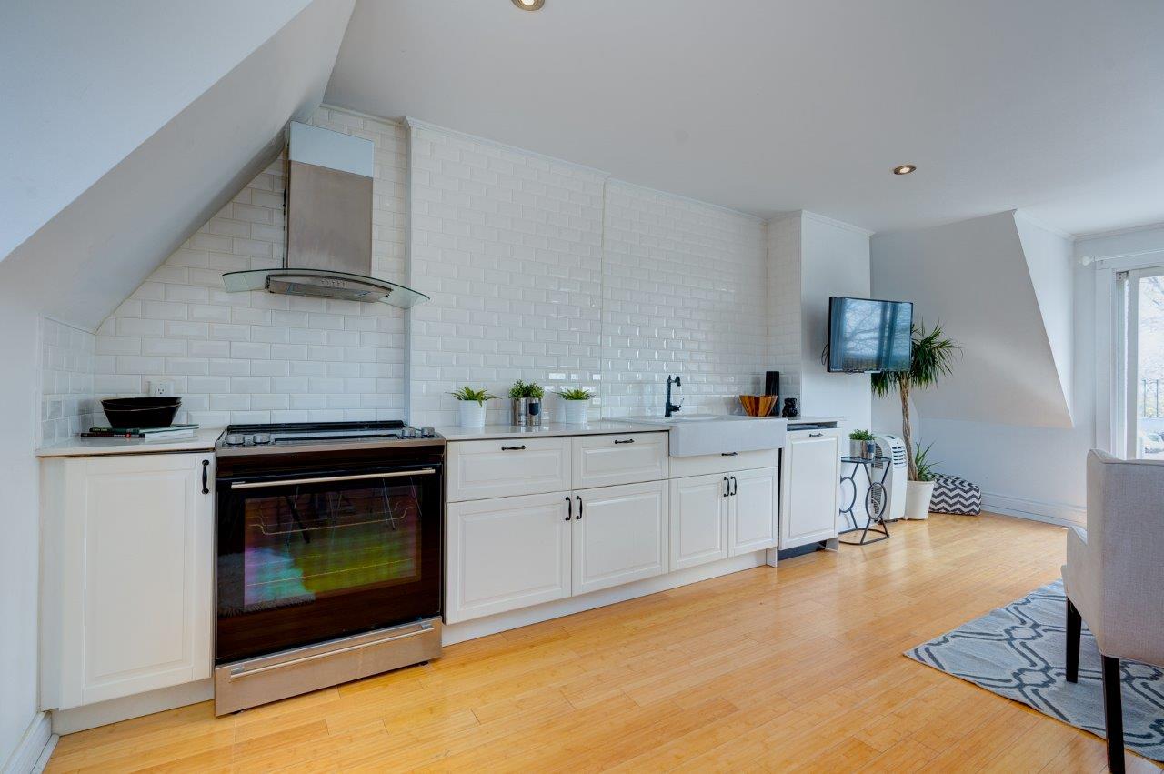 431 Kingston Rd