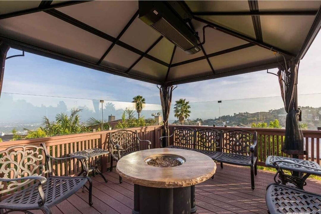 Celestia Crest, Venus Dr, 90046