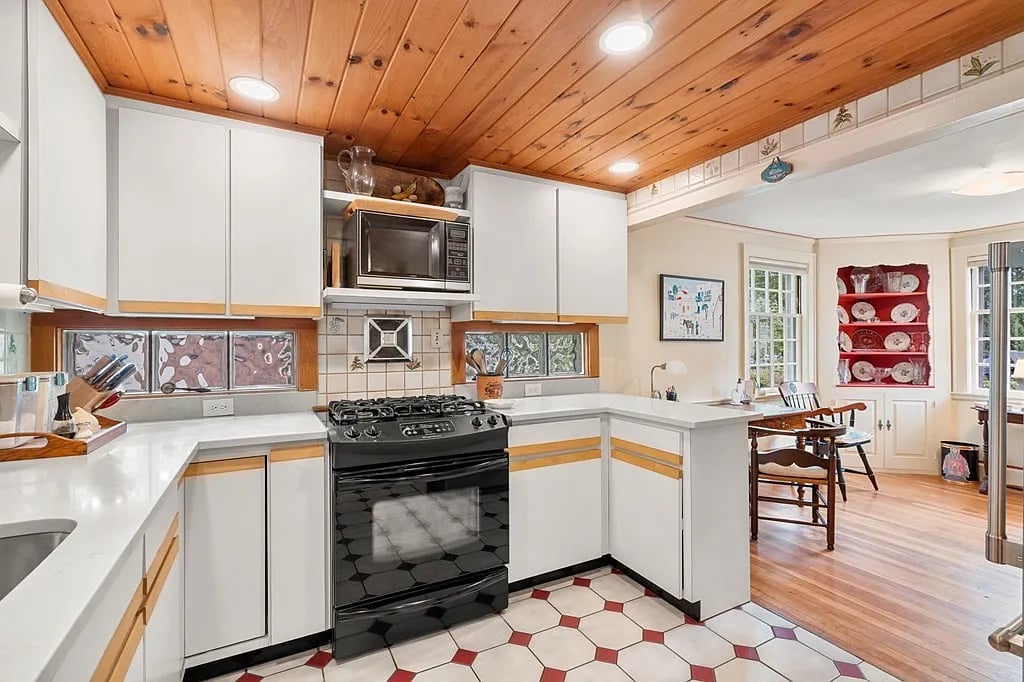 36 Bay View Rd