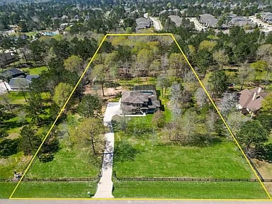 11264 Blue Grass Way