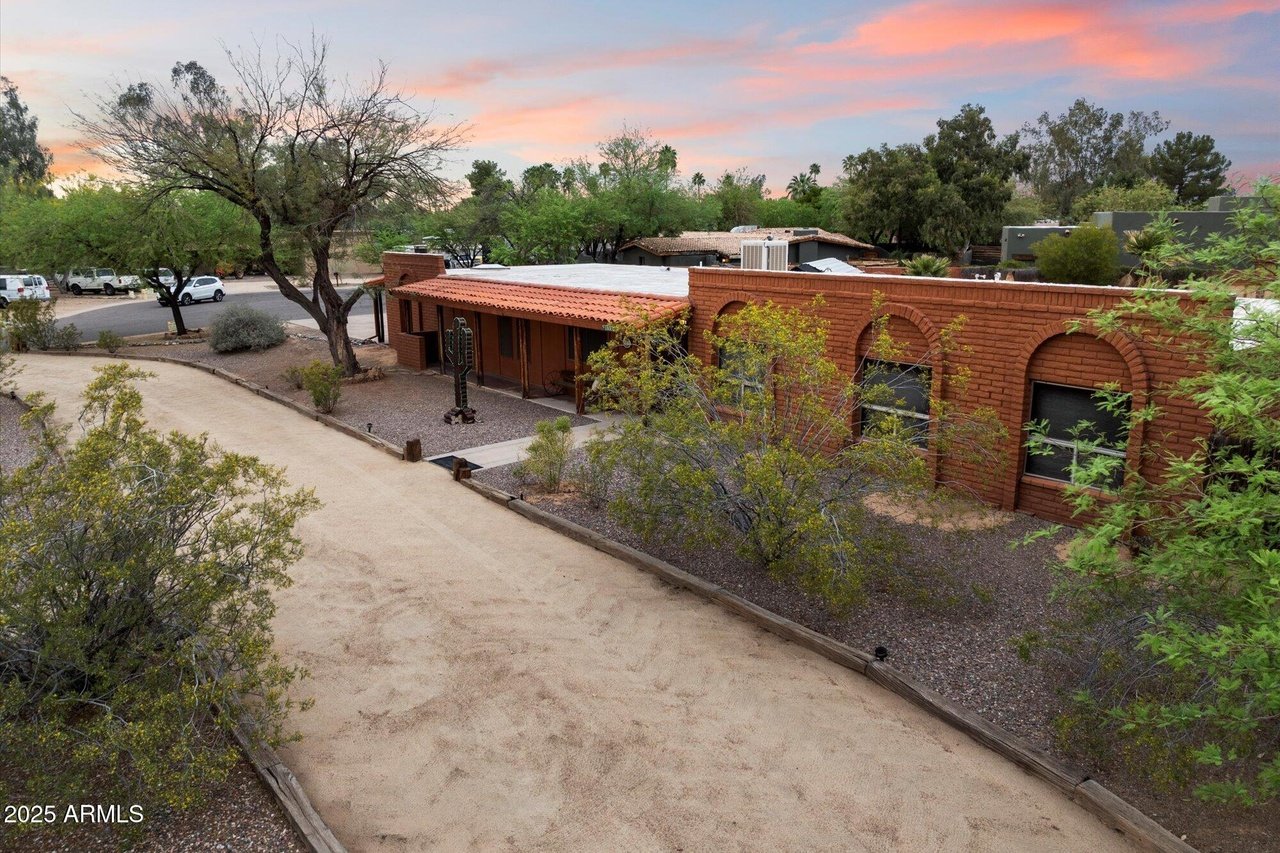 6128 E Sweetwater Ave