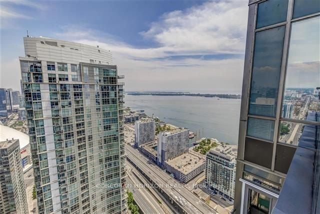 CITYPLACE PENTHOUSE 