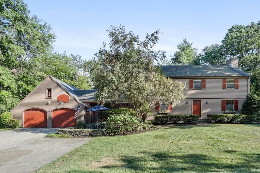 1 Walnut Ln