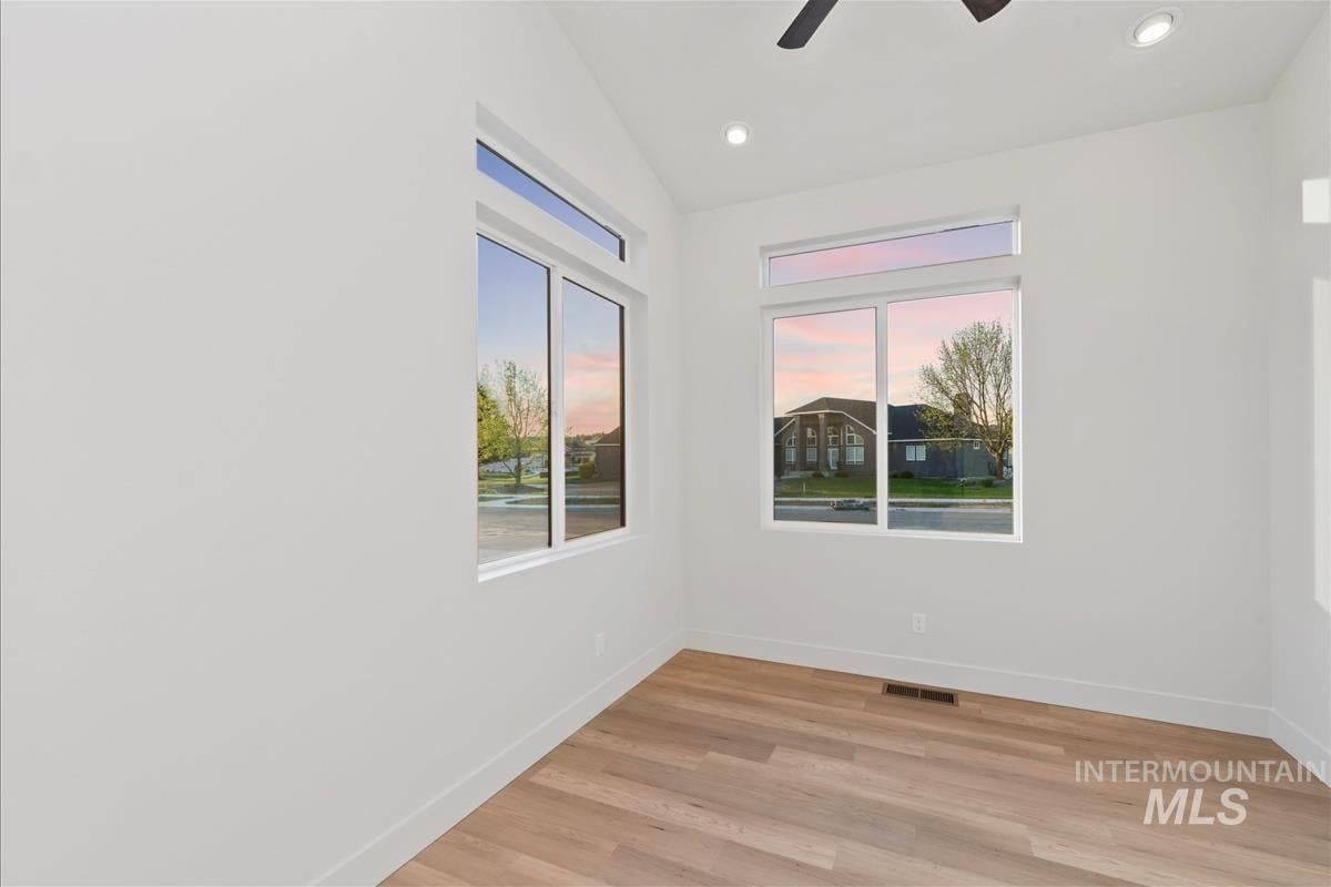 Exceptional New Build in the Star Foothills