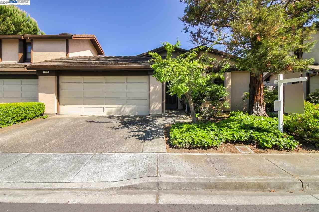 6016 Peppertree Ct