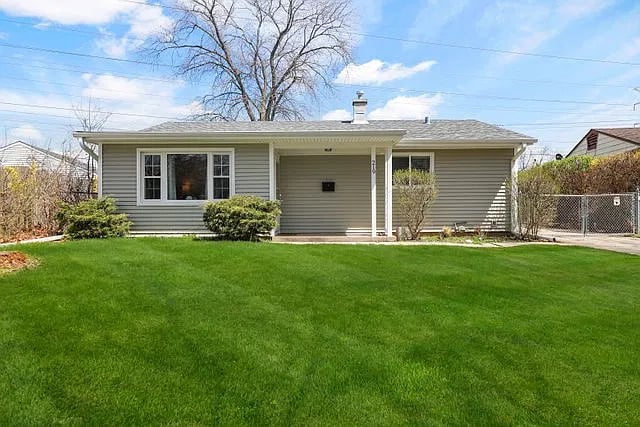 219 E Wayne PL