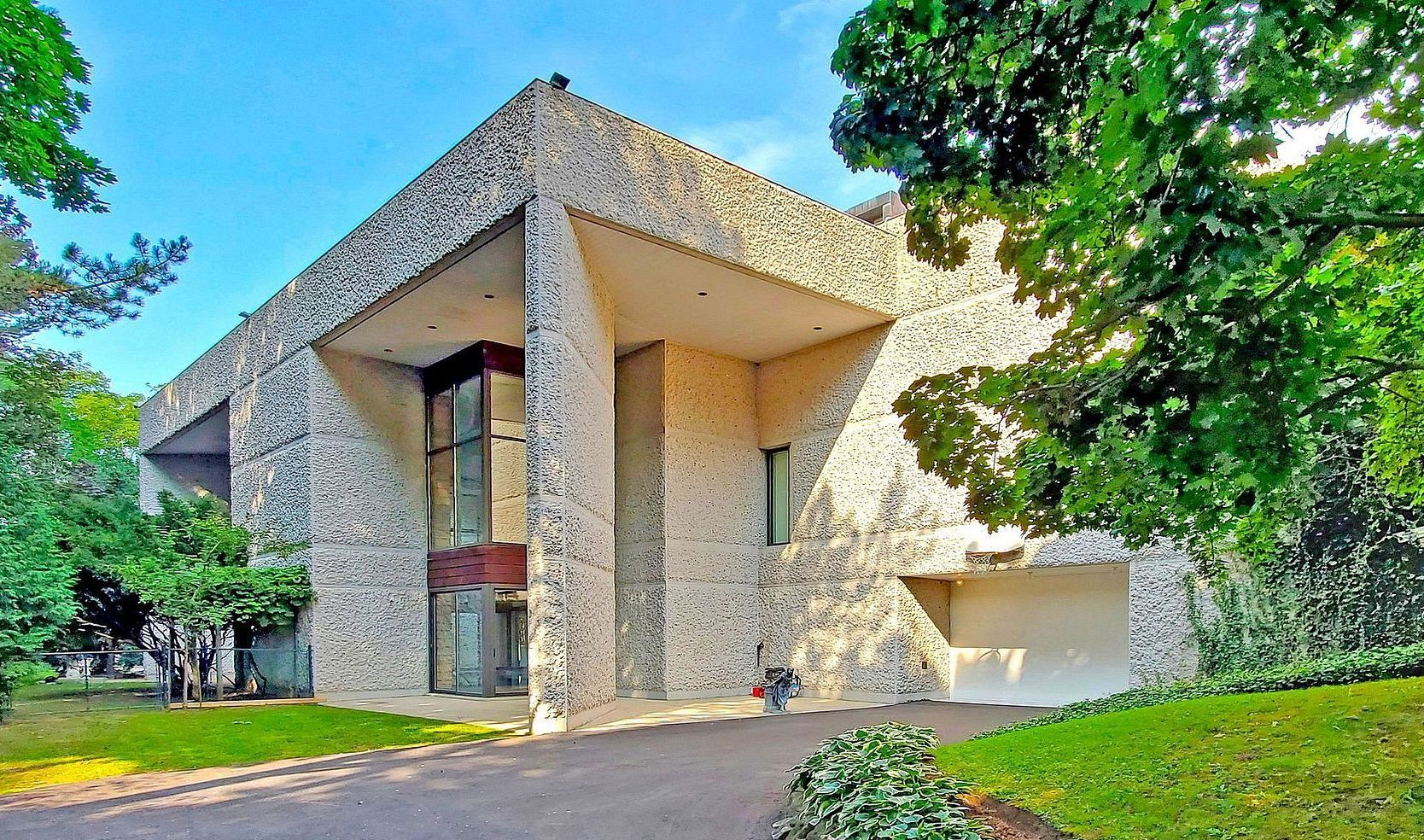 Toronto's Most Remarkable Private Estates