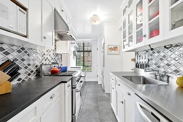 230 East 50th Street #5D