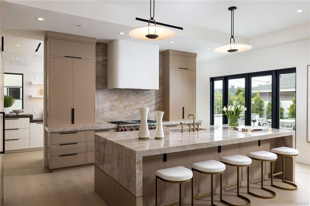 9121 Christine Dr.