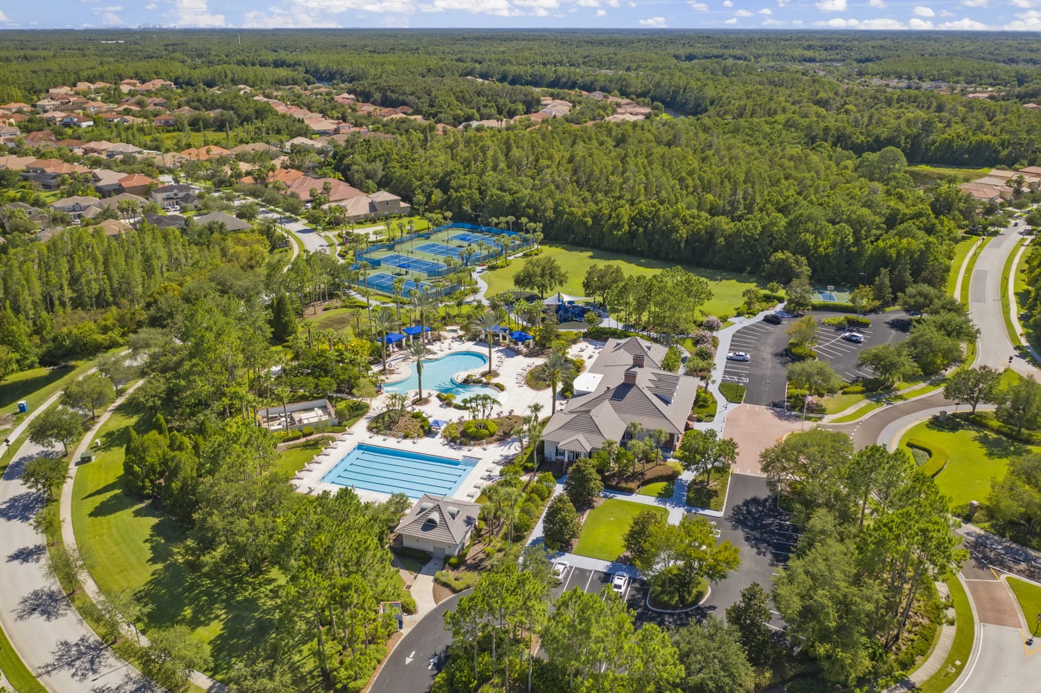 20076 HERITAGE POINT  DRIVE