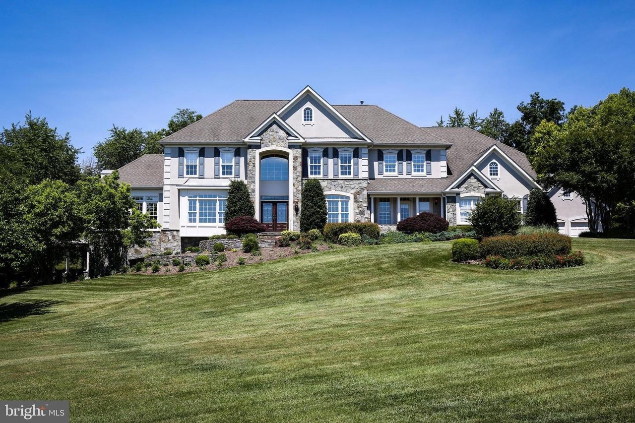 9012 Cynthia Ct