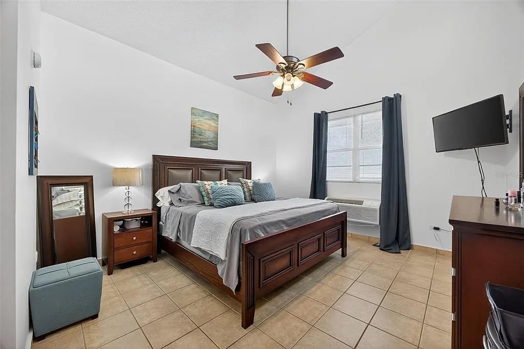 505 FRANCISCO CAMACHO #505