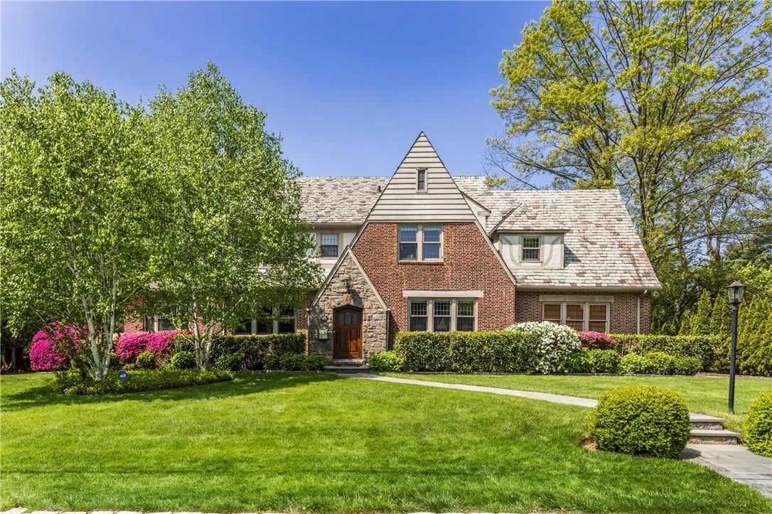 82 Brookfield Rd