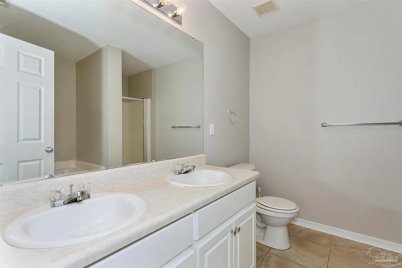 1063 Sterling Point Pl