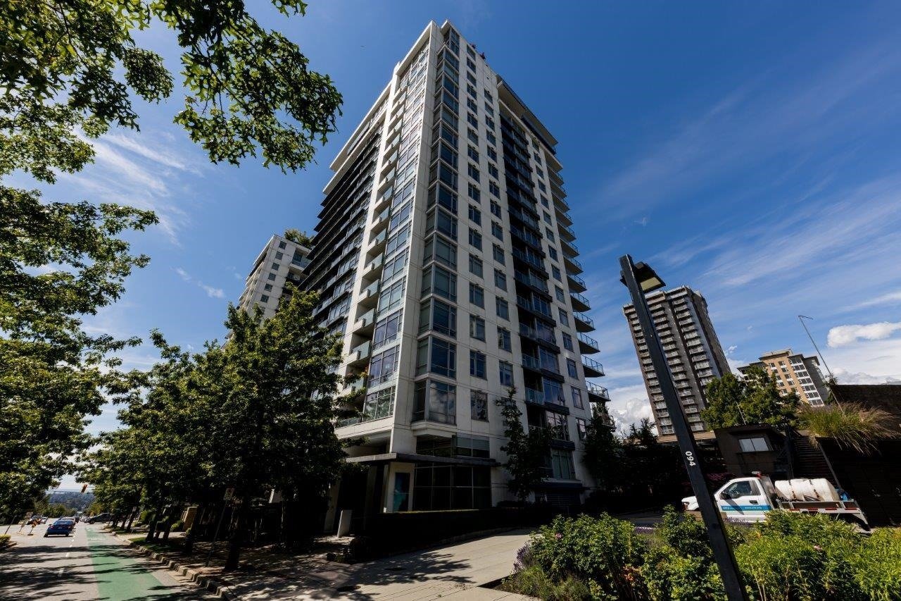 158 W 13th St, #602