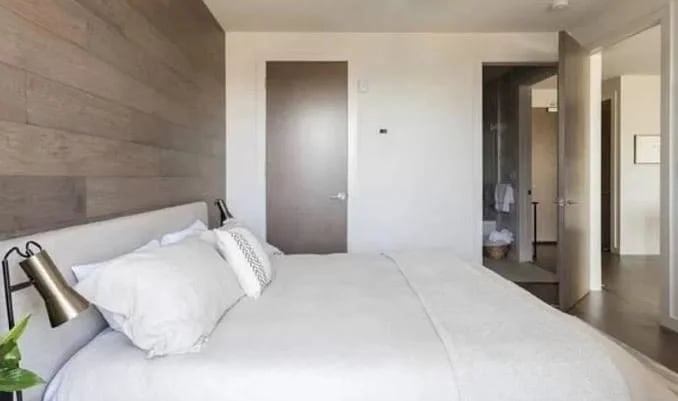 600 South Van Ness