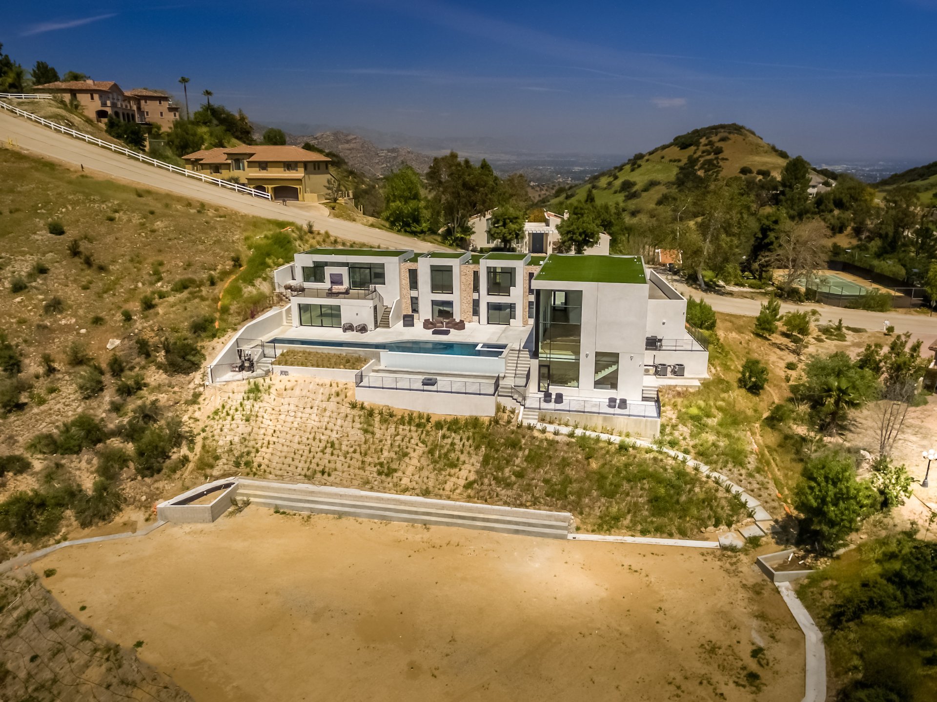 5 Wrangler Ln