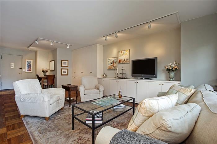 333 East 66th St #11B