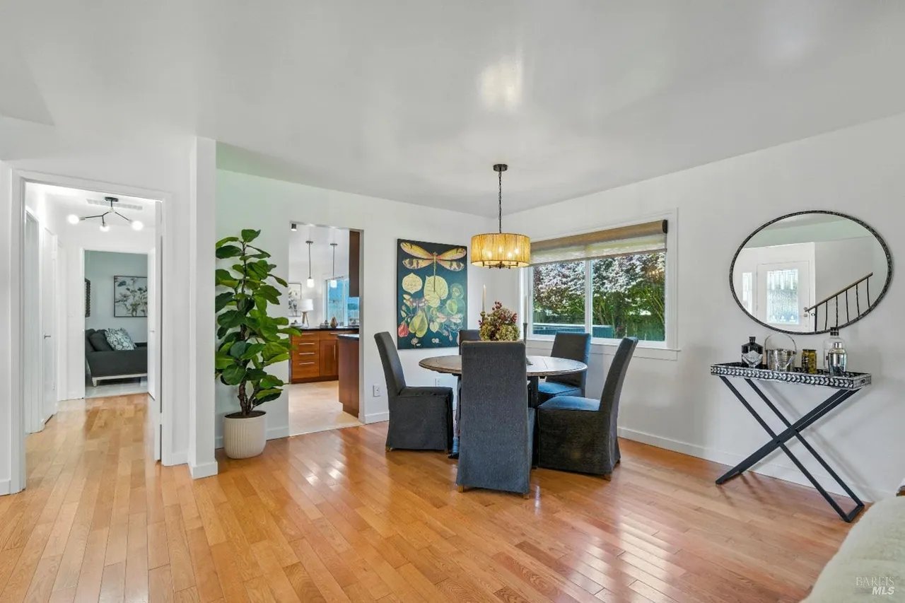 1925 Contra Costa Ave