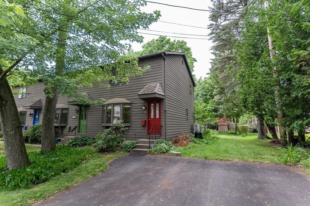 14 Henry St #14