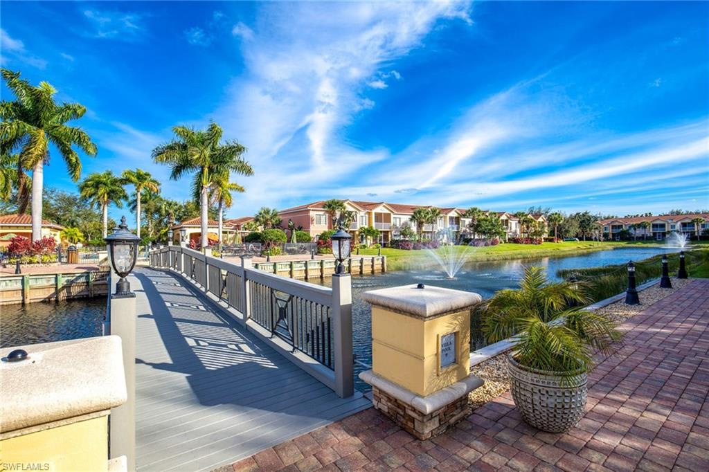 20221 Estero Gardens Circle, Unit 203