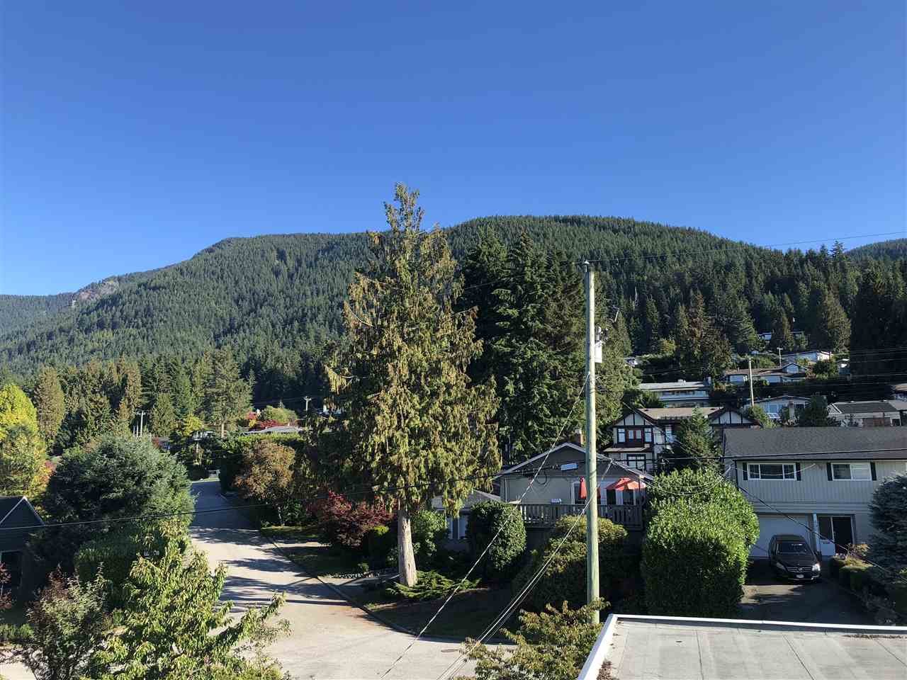 685 Sylvan Avenue, North Vancouver