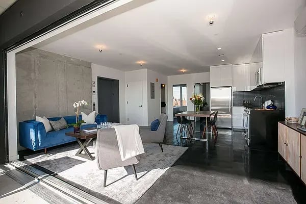 271 Lenox Road Unit: 11C
