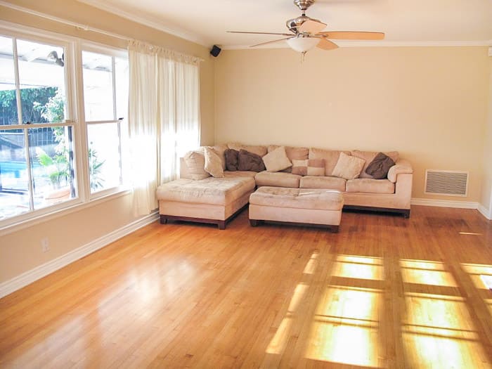 7251 Katherine Ave Van Nuys, CA