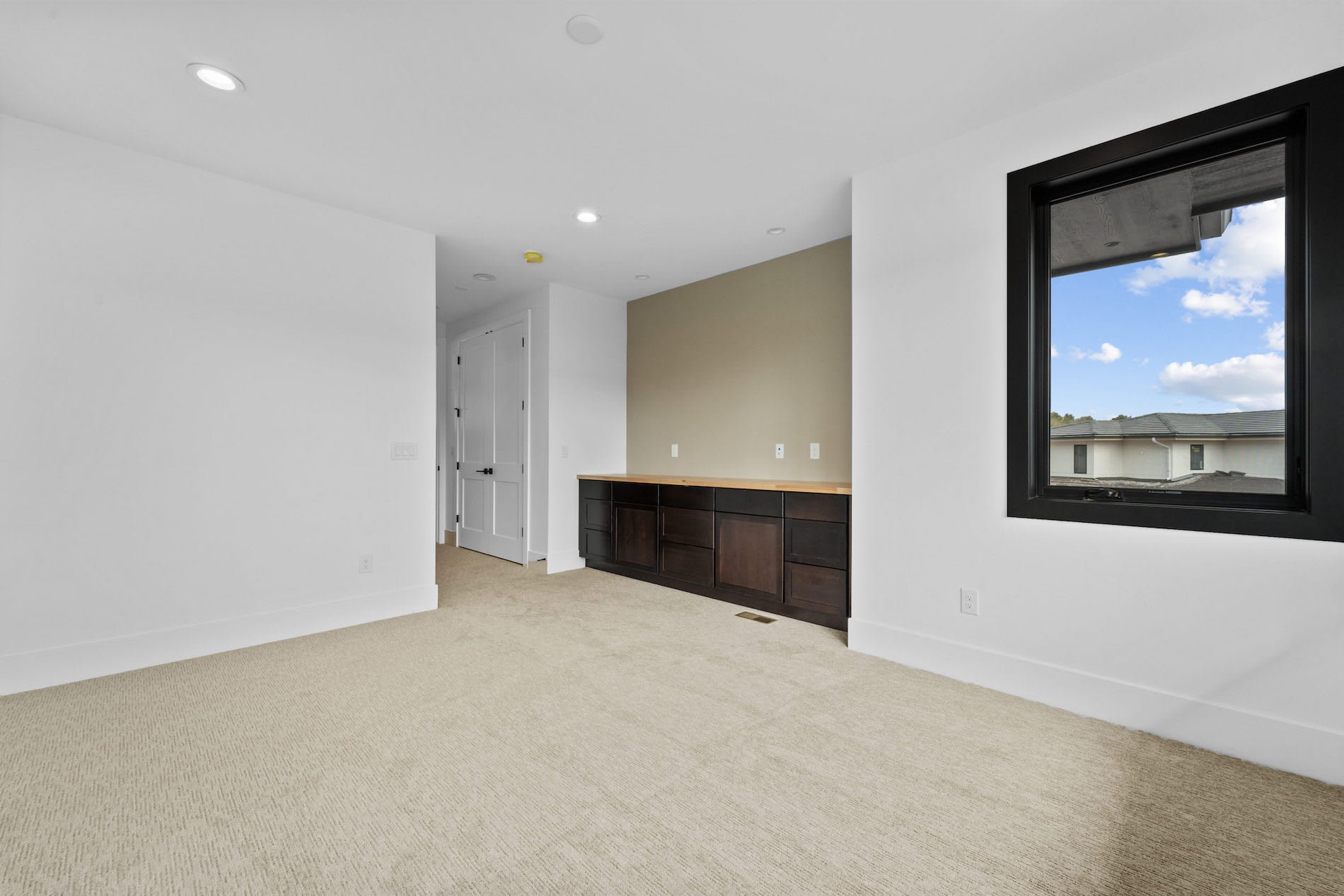 8077 Raphael Lane