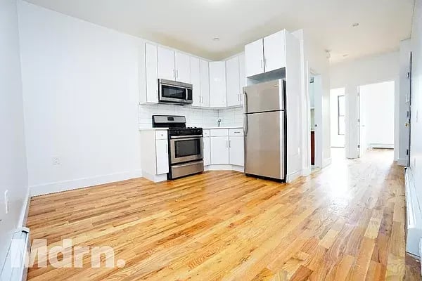 80 Williams Avenue Unit: 2