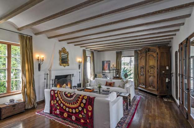 2021 Santa Barbara St