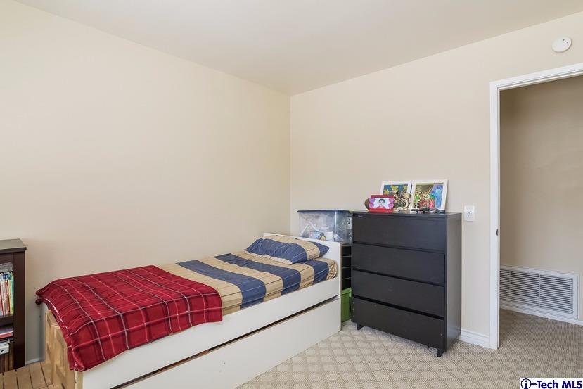 247 Crystal Ln