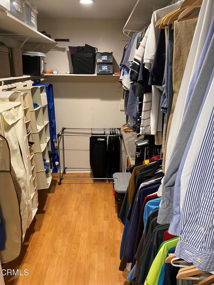 1616 Granville Ave, Unit 205