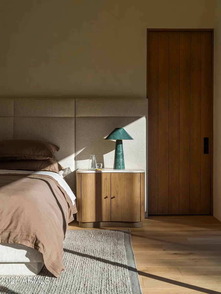 8631 N AVENIDA DEL SOL