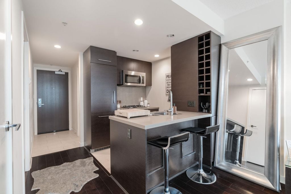 833 Homer St, #1008