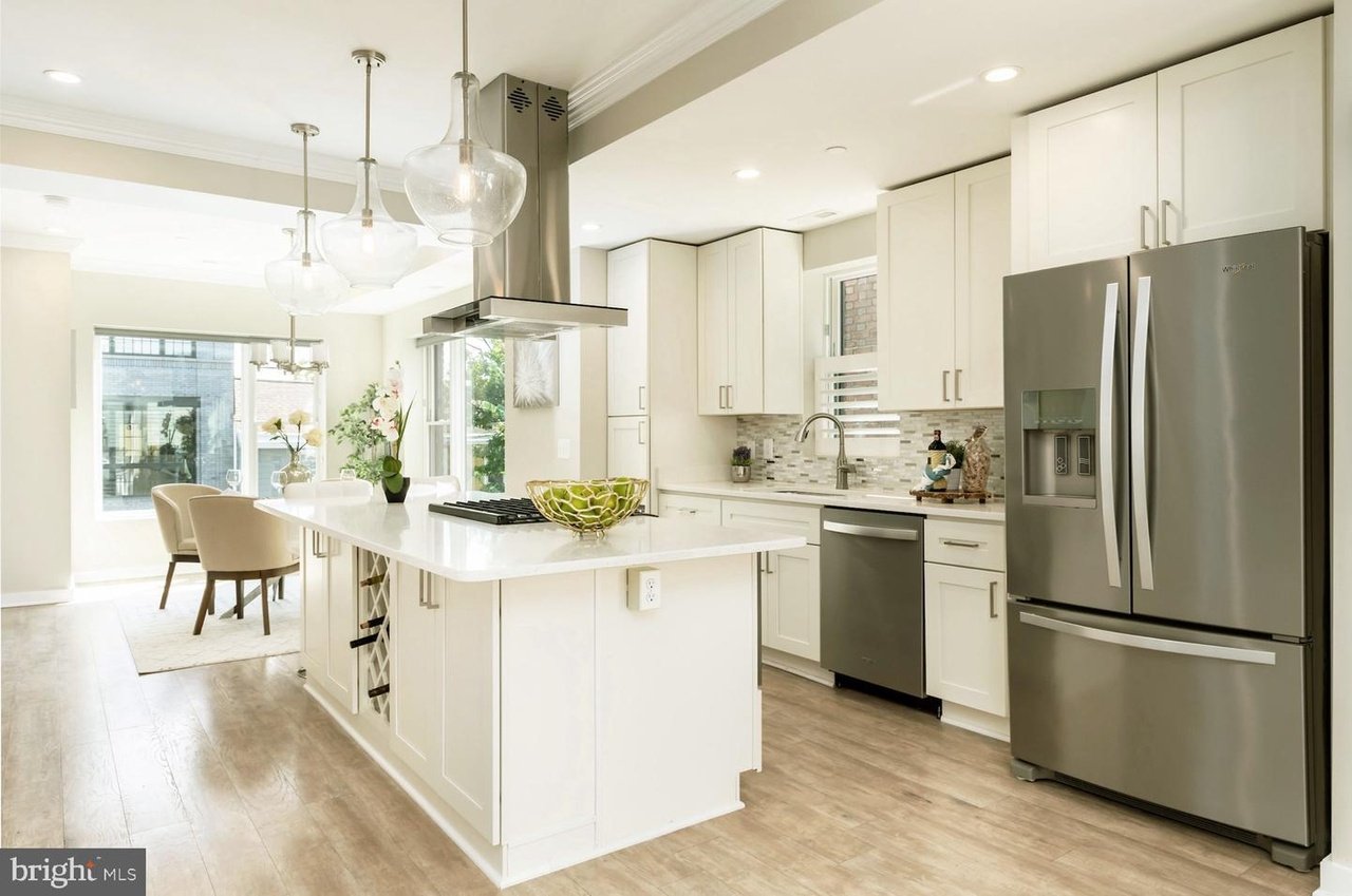 765 Girard St NW #2