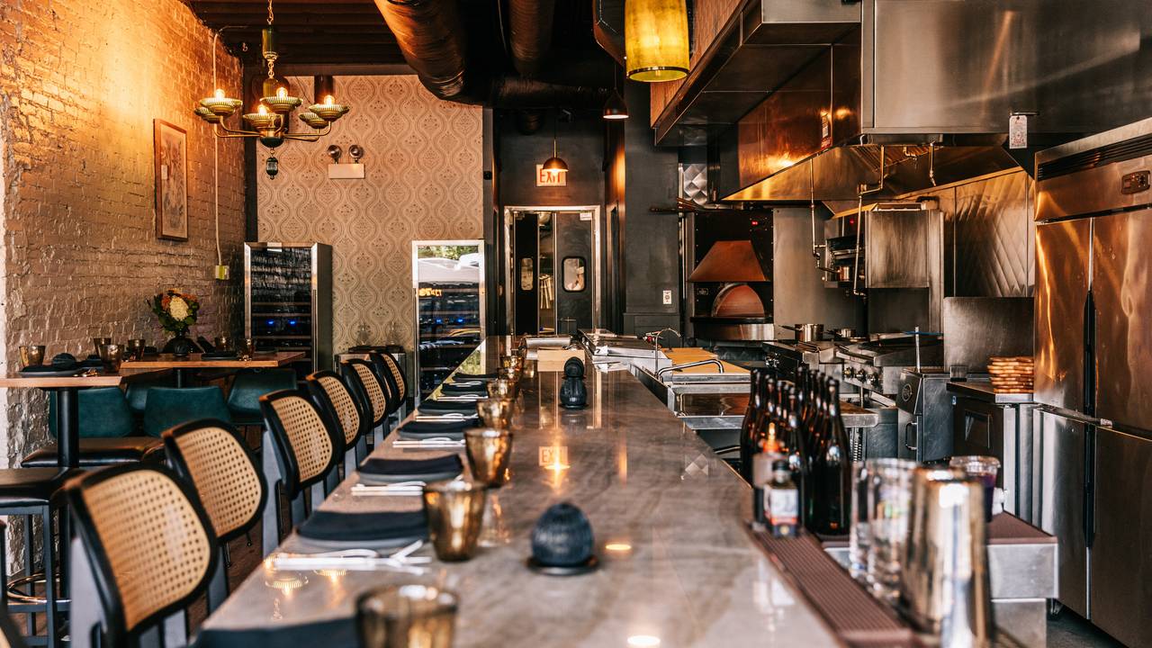 How Award-Winning Restaurants Elevate Lifestyle in Bucktown and West Town